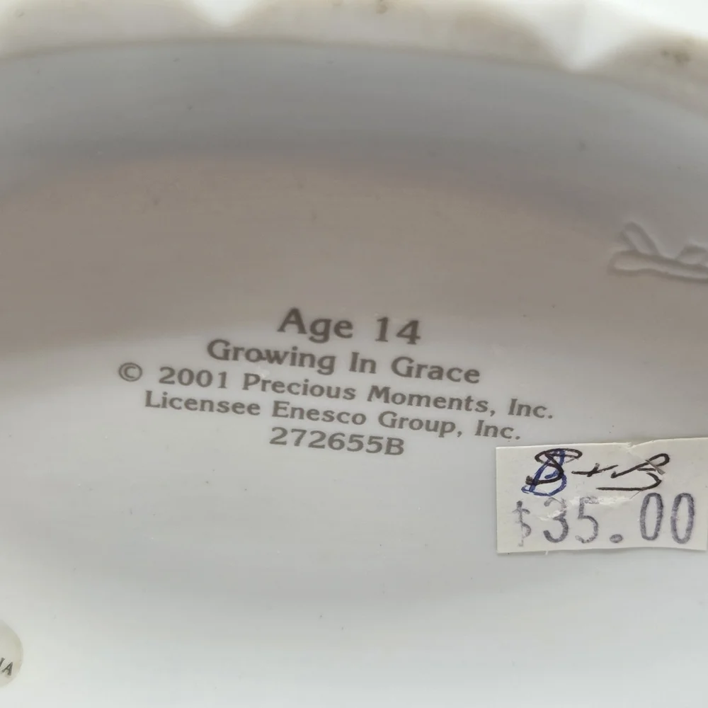 Precious Moments Growing in Grace Age 14 Figurine - Picture 4 of 5